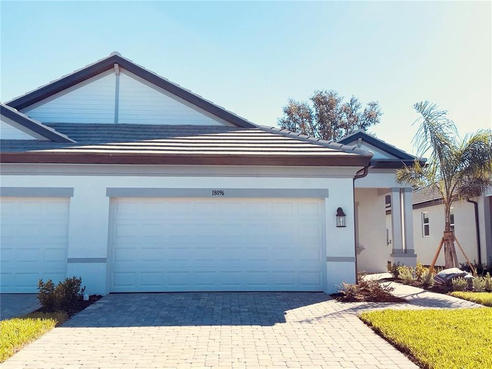 合同活跃: $3,000 (3 贝兹, 2 浴室, 1671 平方英尺)