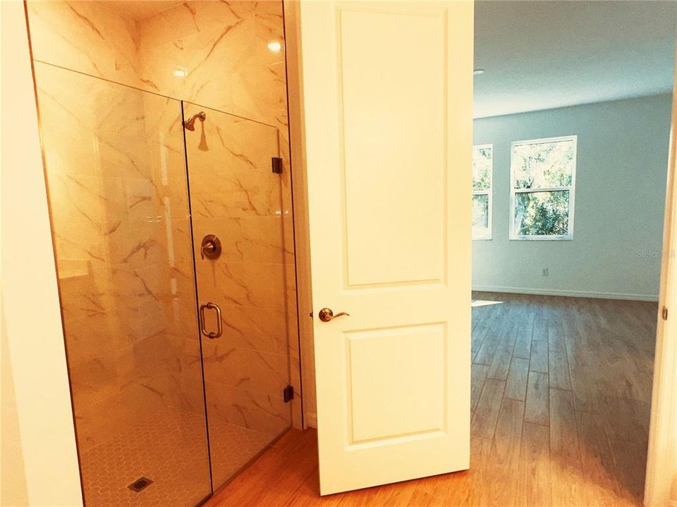 合同活跃: $3,000 (3 贝兹, 2 浴室, 1671 平方英尺)