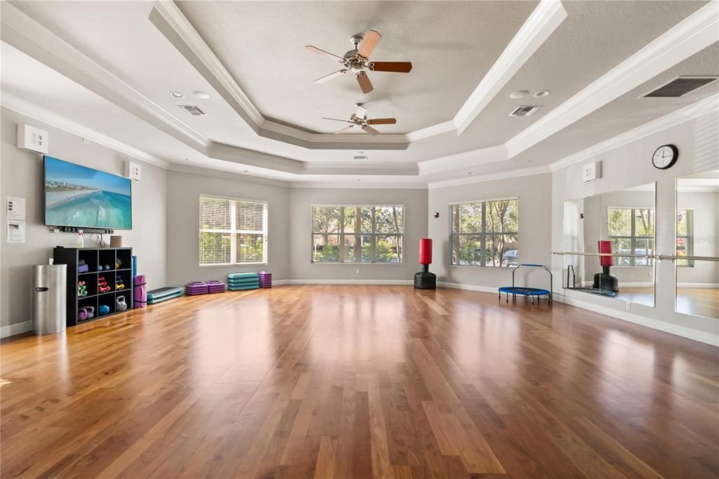 На продажу: $365,000 (3 спален, 2 ванн, 2059 Квадратных фут)