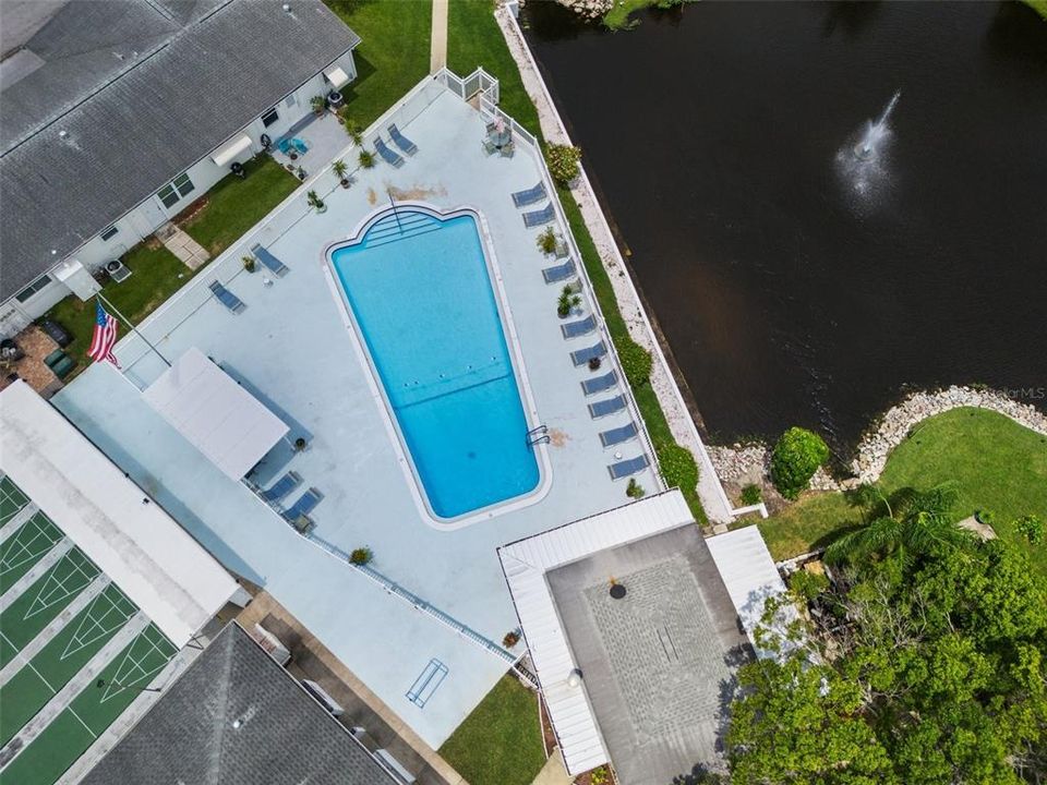 For Sale: $169,900 (2 beds, 1 baths, 950 Square Feet)