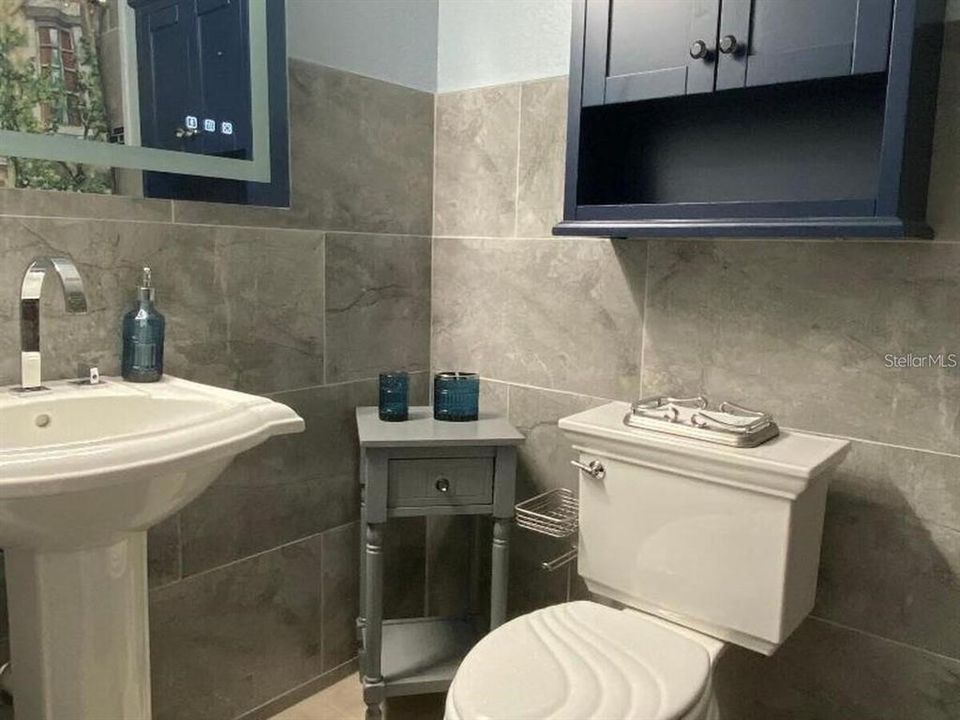 En Venta: $1,200,000 (0.21 acres)