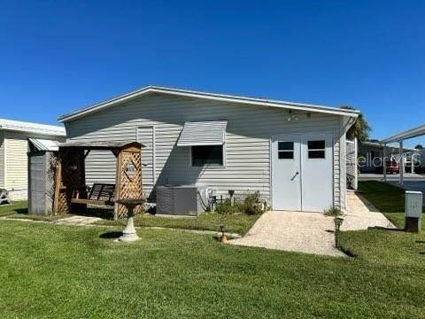 For Sale: $135,000 (2 beds, 2 baths, 864 Square Feet)