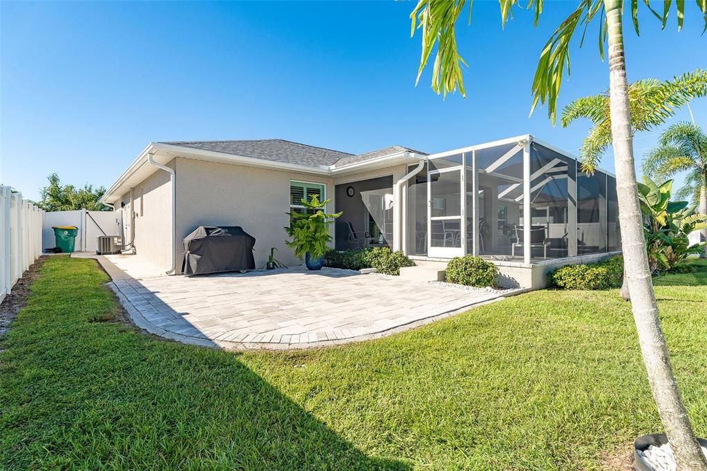 Active With Contract: $489,900 (3 beds, 2 baths, 1676 Square Feet)