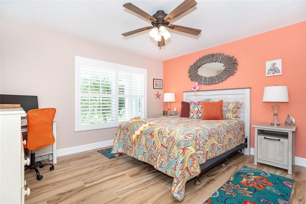 Active With Contract: $489,900 (3 beds, 2 baths, 1676 Square Feet)