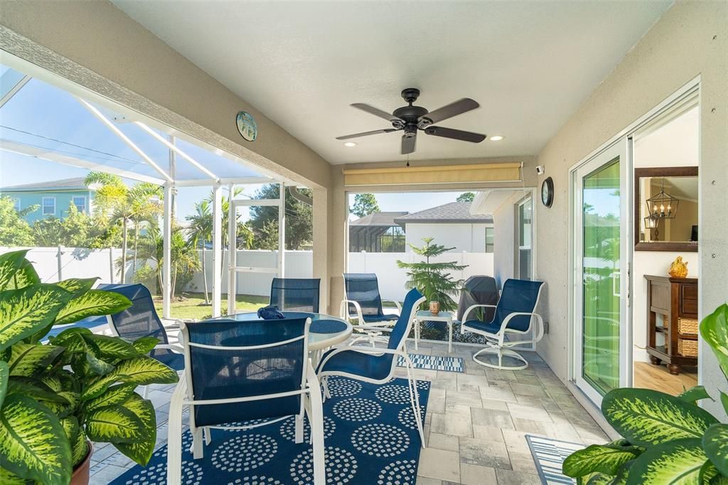 Active With Contract: $489,900 (3 beds, 2 baths, 1676 Square Feet)