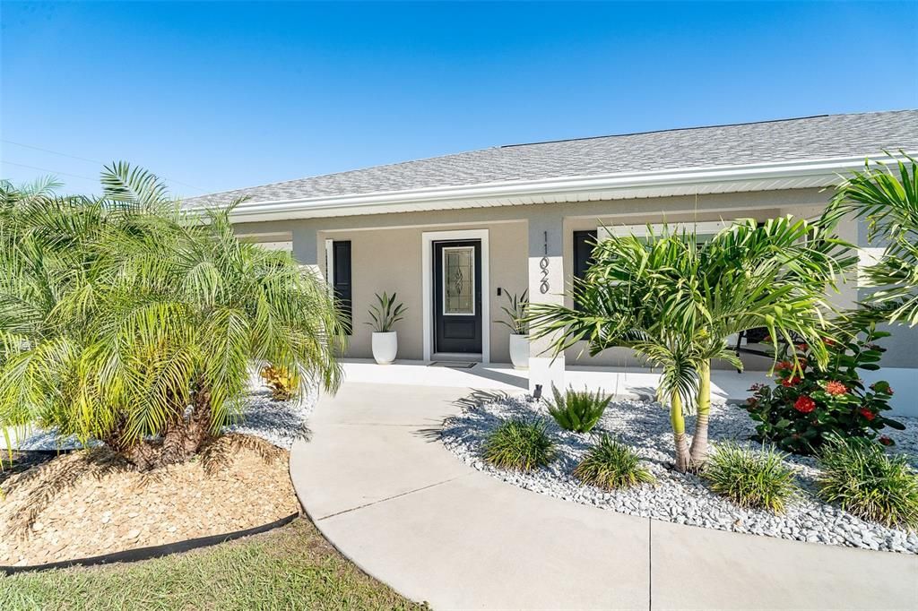 Active With Contract: $489,900 (3 beds, 2 baths, 1676 Square Feet)