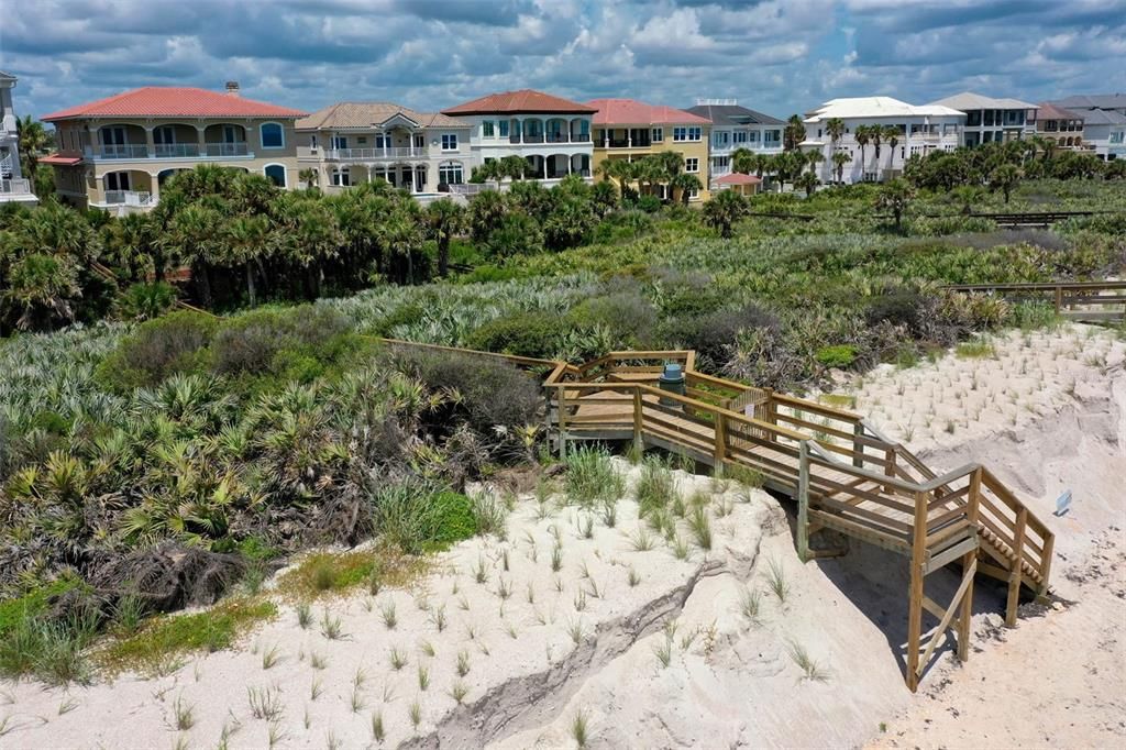 Active With Contract: $1,185,000 (3 beds, 2 baths, 2888 Square Feet)