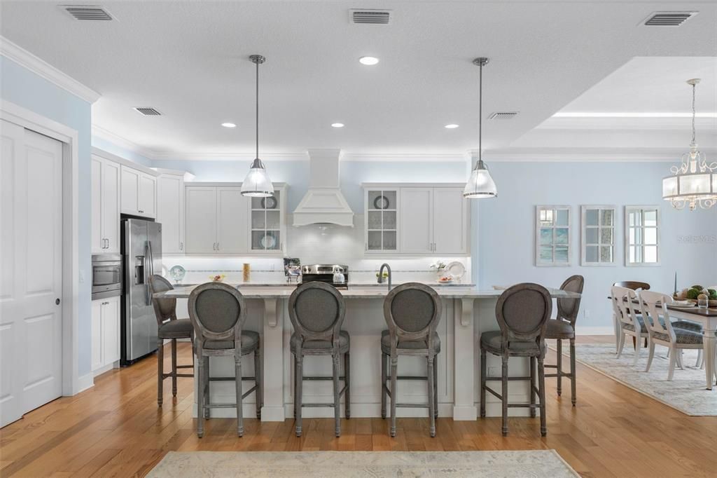 Active With Contract: $1,185,000 (3 beds, 2 baths, 2888 Square Feet)