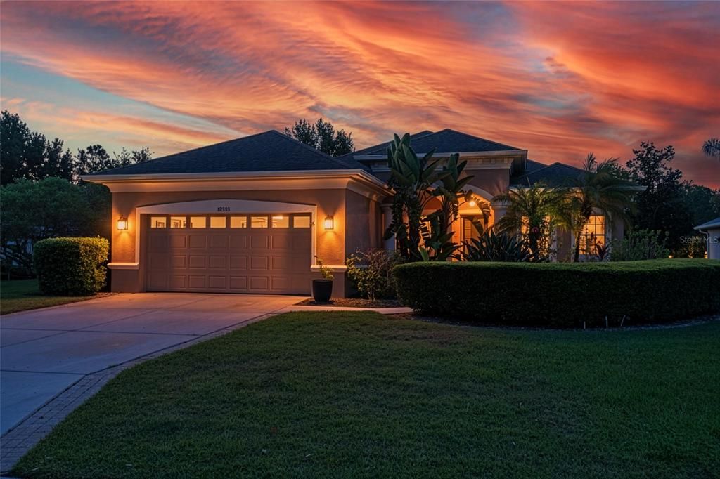 For Sale: $580,000 (4 beds, 3 baths, 2230 Square Feet)