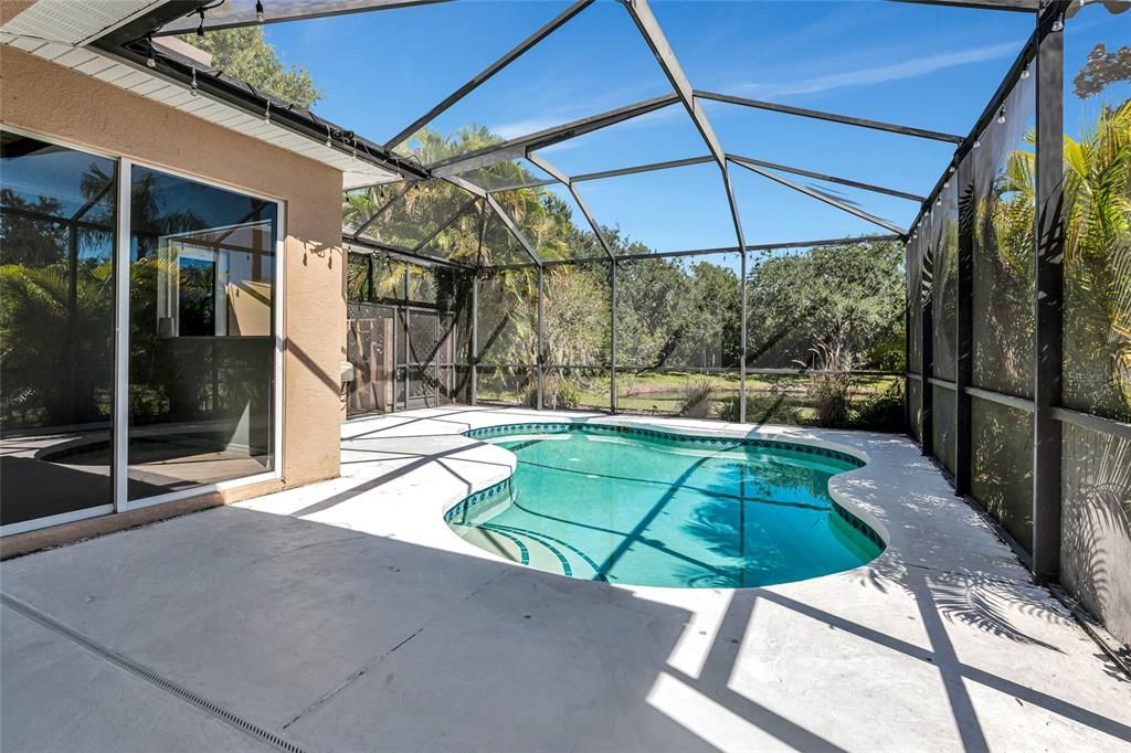 For Sale: $580,000 (4 beds, 3 baths, 2230 Square Feet)