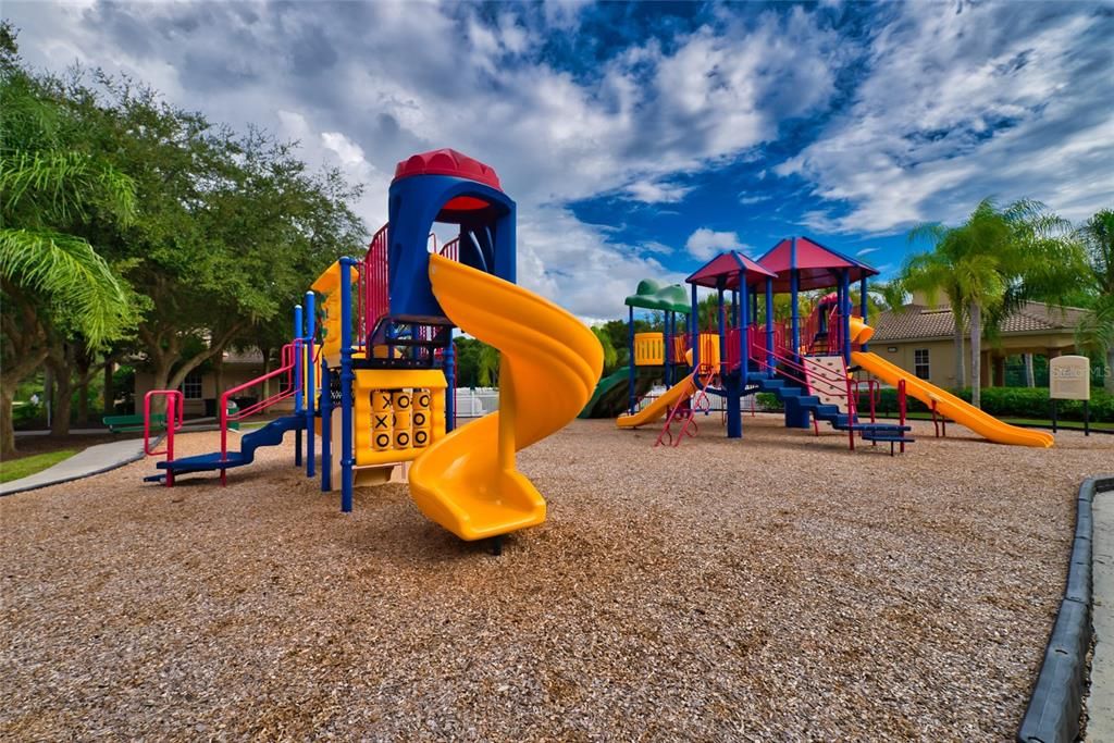 For Sale: $580,000 (4 beds, 3 baths, 2230 Square Feet)