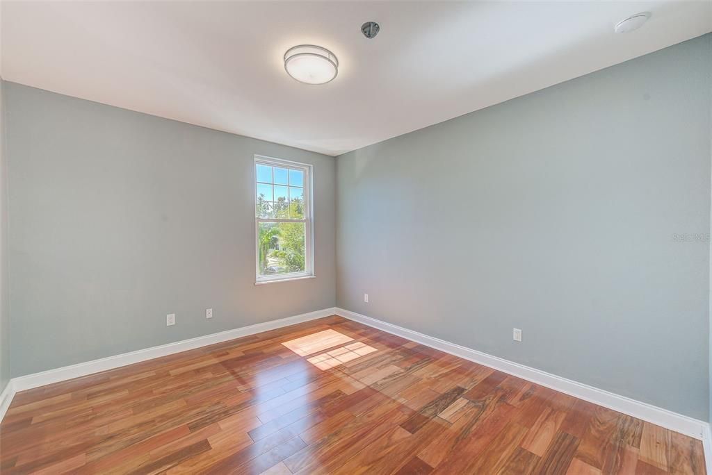 For Rent: $5,000 (4 beds, 2 baths, 2655 Square Feet)