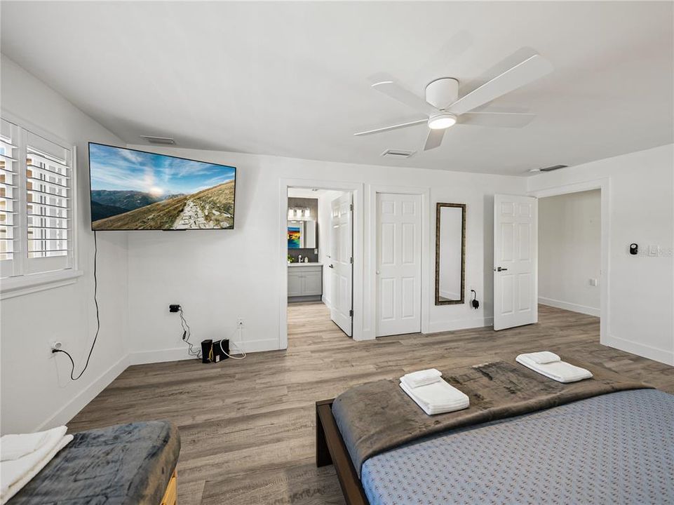 待售: $659,900 (2 贝兹, 2 浴室, 1518 平方英尺)