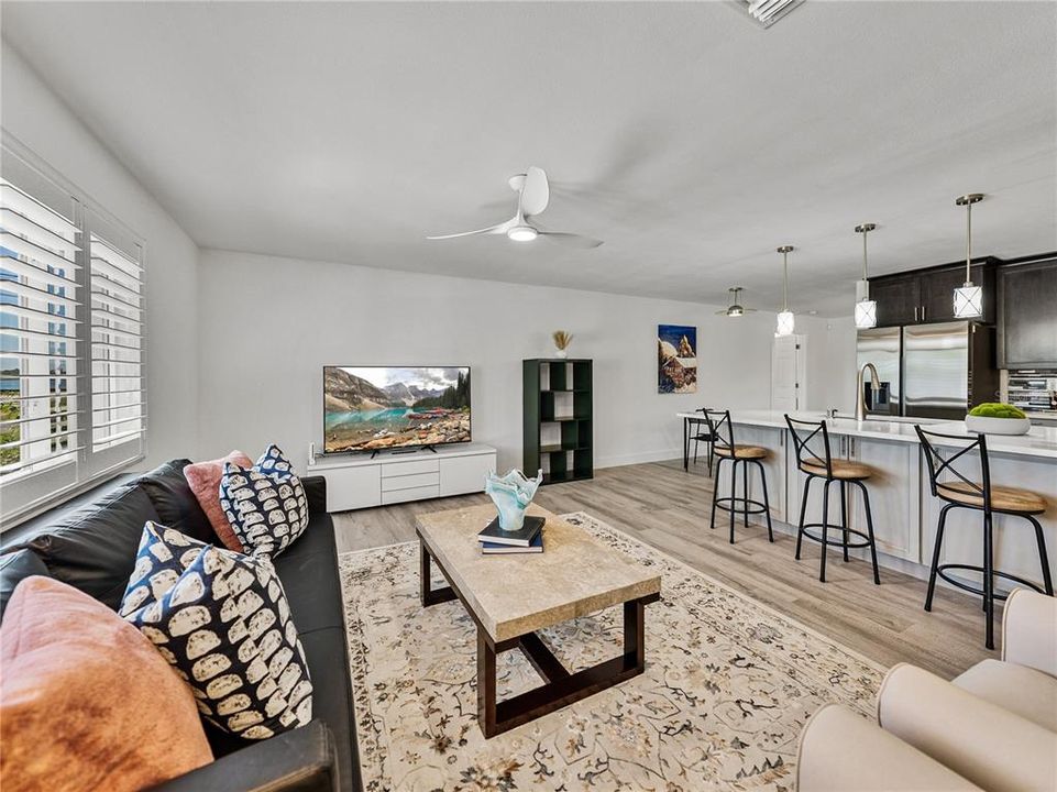 待售: $659,900 (2 贝兹, 2 浴室, 1518 平方英尺)