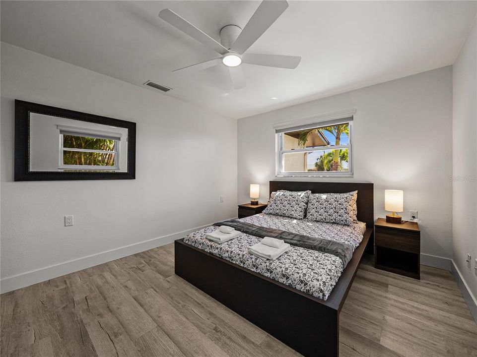 待售: $659,900 (2 贝兹, 2 浴室, 1518 平方英尺)