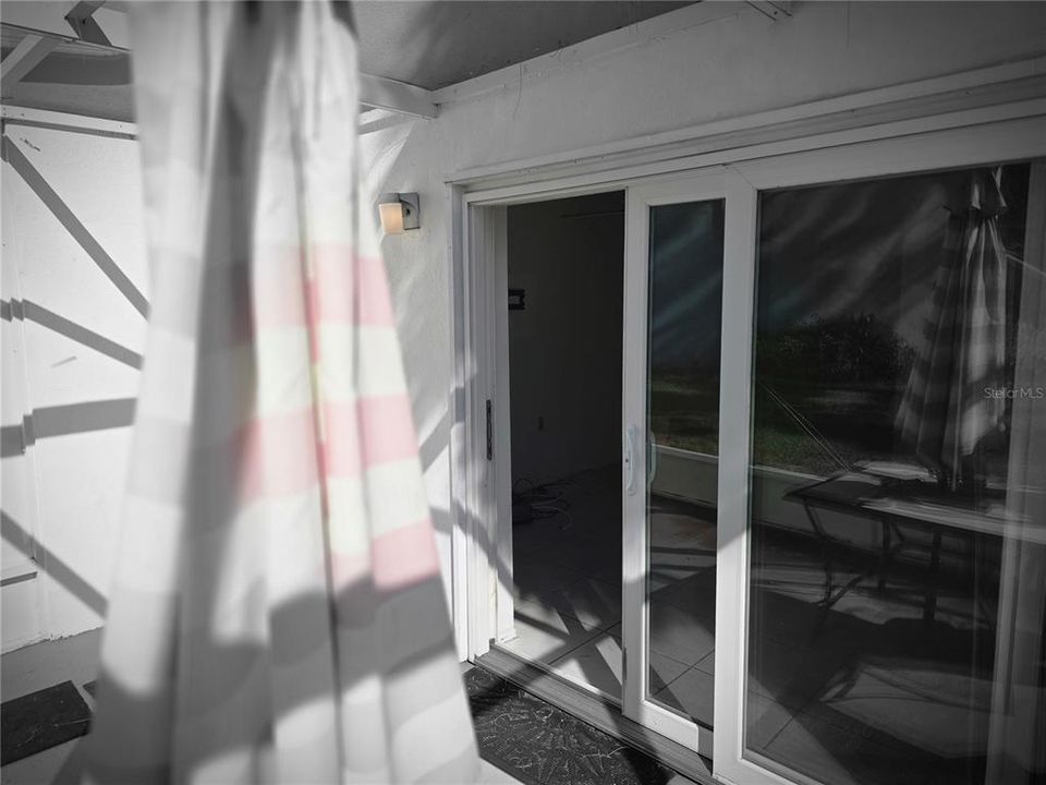 待售: $199,900 (2 贝兹, 2 浴室, 1280 平方英尺)