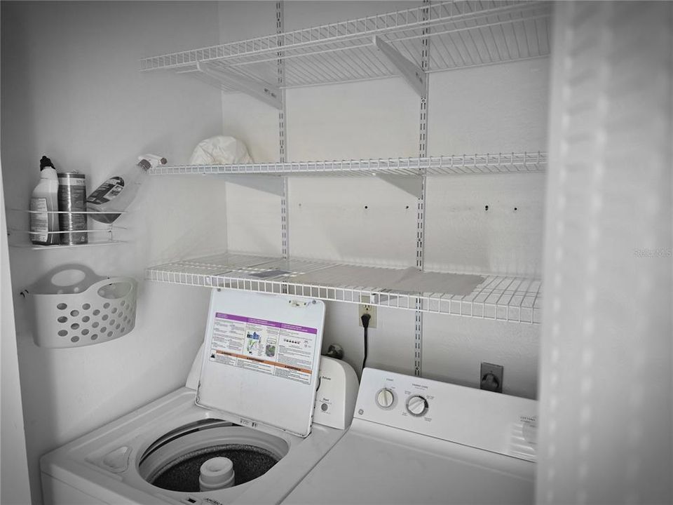 待售: $199,900 (2 贝兹, 2 浴室, 1280 平方英尺)