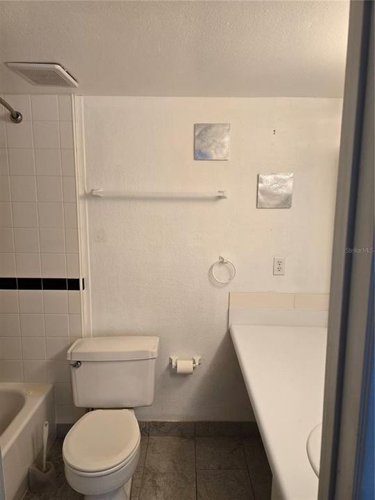 待售: $199,900 (2 贝兹, 2 浴室, 1280 平方英尺)