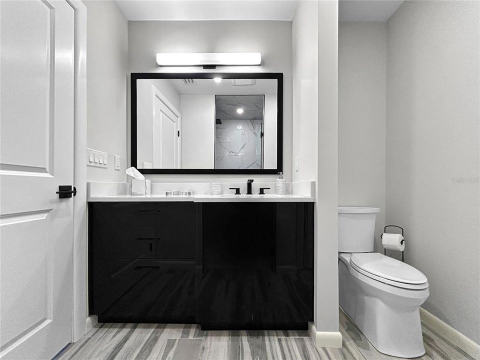 Active With Contract: $529,900 (3 beds, 3 baths, 2071 Square Feet)