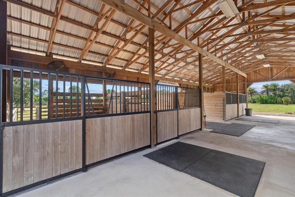 待售: $1,795,000 (3 贝兹, 2 浴室, 2433 平方英尺)