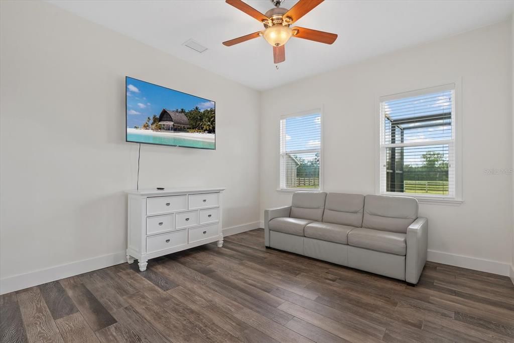 待售: $1,795,000 (3 贝兹, 2 浴室, 2433 平方英尺)