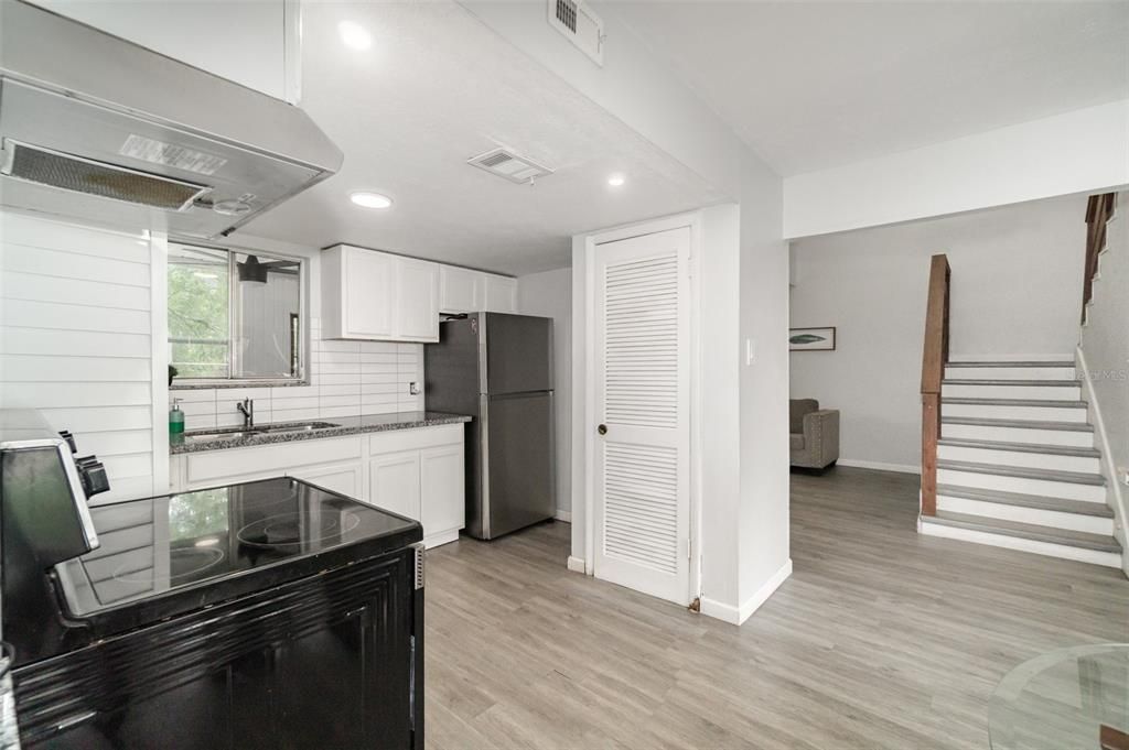 For Sale: $145,000 (3 beds, 2 baths, 1509 Square Feet)