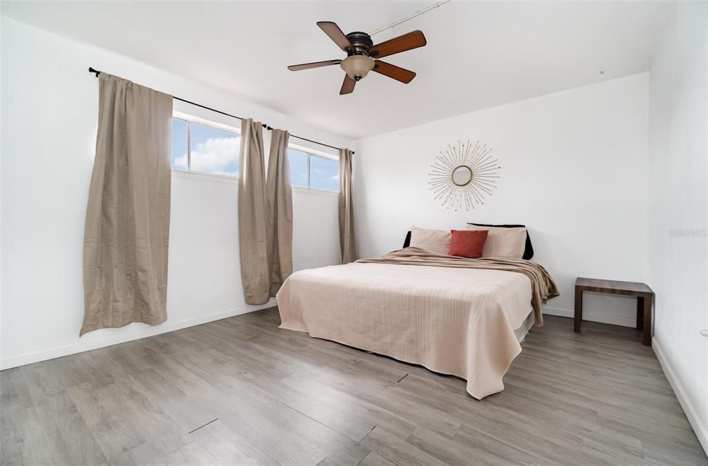 For Sale: $145,000 (3 beds, 2 baths, 1509 Square Feet)