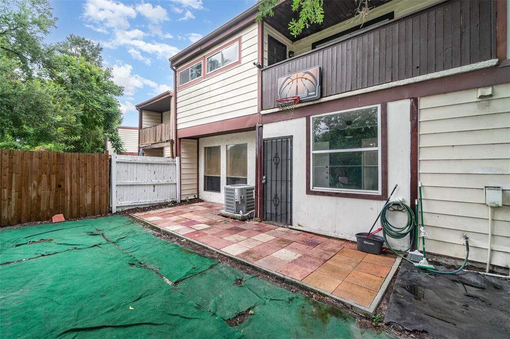 For Sale: $145,000 (3 beds, 2 baths, 1509 Square Feet)