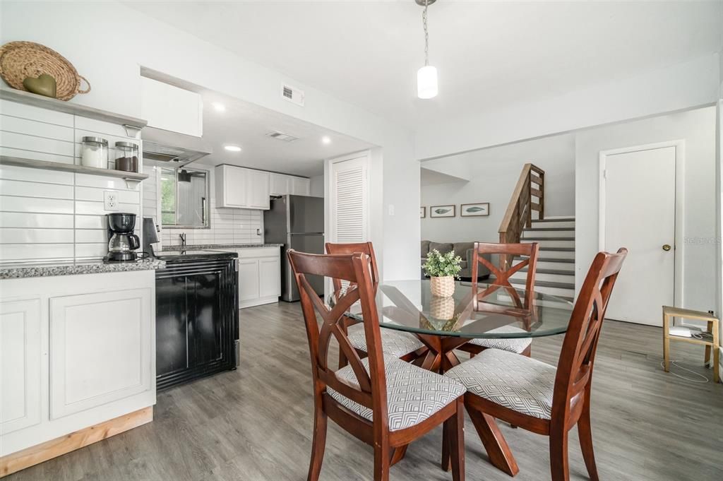 For Sale: $145,000 (3 beds, 2 baths, 1509 Square Feet)