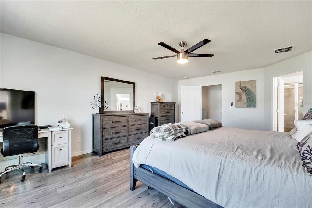 待售: $509,900 (5 贝兹, 4 浴室, 3141 平方英尺)