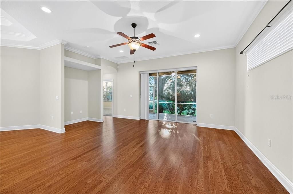 For Sale: $398,000 (4 beds, 2 baths, 2174 Square Feet)