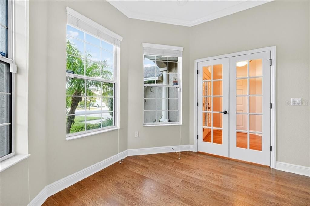 For Sale: $398,000 (4 beds, 2 baths, 2174 Square Feet)