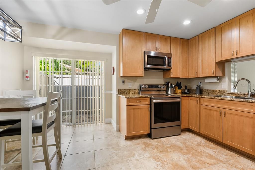 Active With Contract: $425,000 (3 beds, 2 baths, 1628 Square Feet)