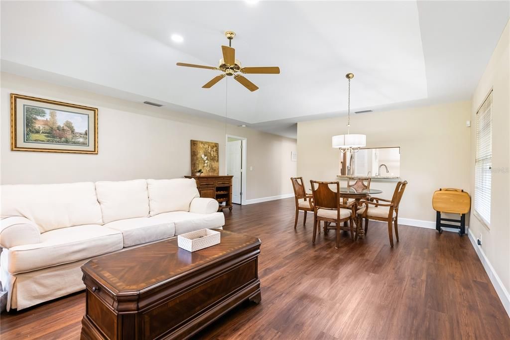 Active With Contract: $425,000 (3 beds, 2 baths, 1628 Square Feet)