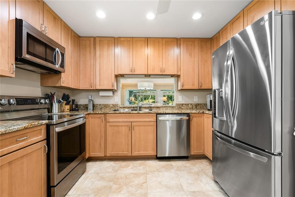 Active With Contract: $425,000 (3 beds, 2 baths, 1628 Square Feet)