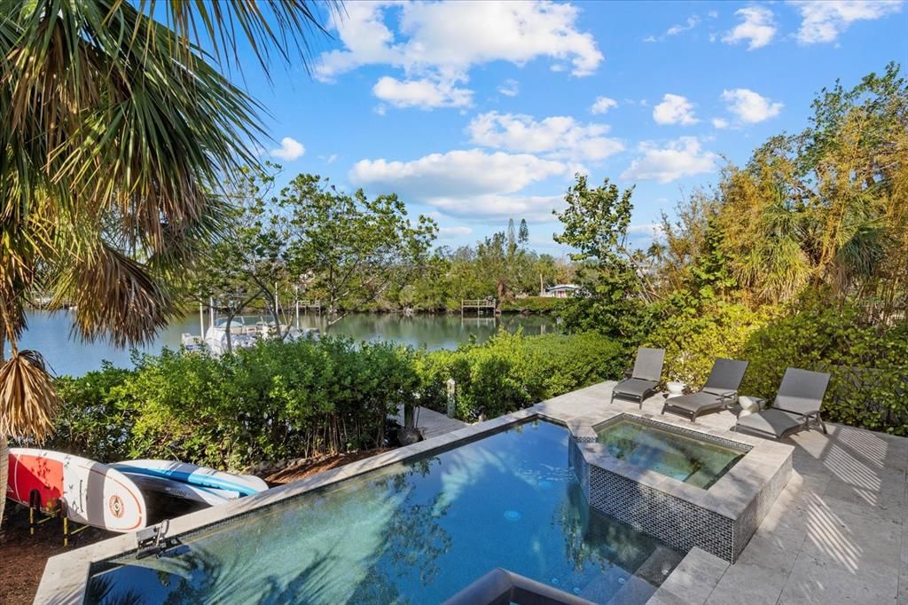 На продажу: $2,995,000 (5 спален, 4 ванн, 3206 Квадратных фут)