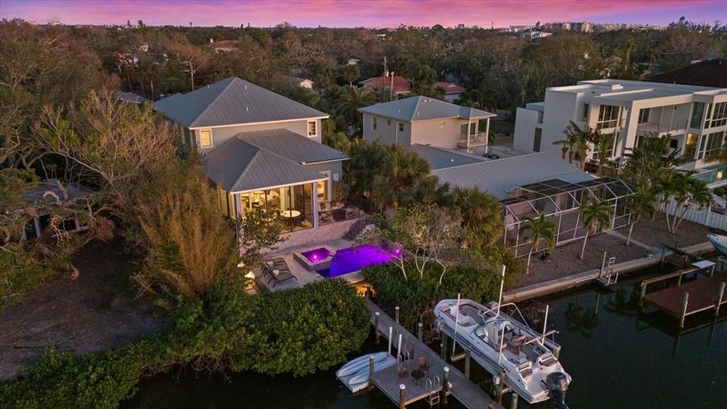 На продажу: $2,995,000 (5 спален, 4 ванн, 3206 Квадратных фут)