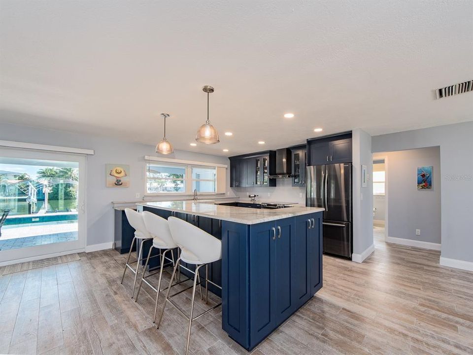 На продажу: $1,349,000 (3 спален, 2 ванн, 1870 Квадратных фут)