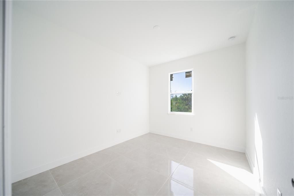 На продажу: $429,000 (3 спален, 2 ванн, 1750 Квадратных фут)