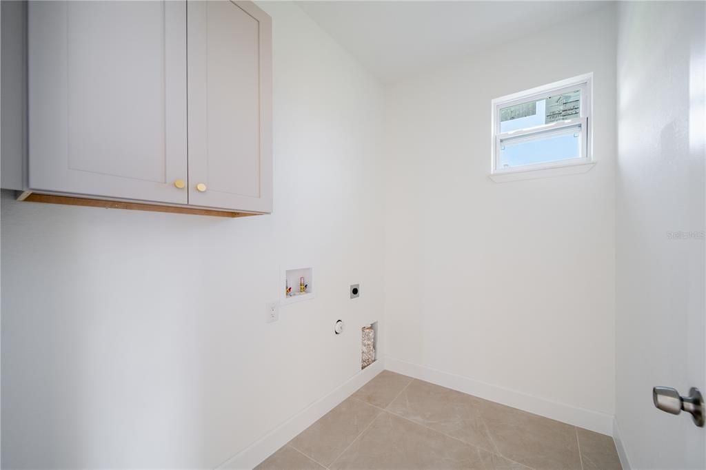 На продажу: $429,000 (3 спален, 2 ванн, 1750 Квадратных фут)