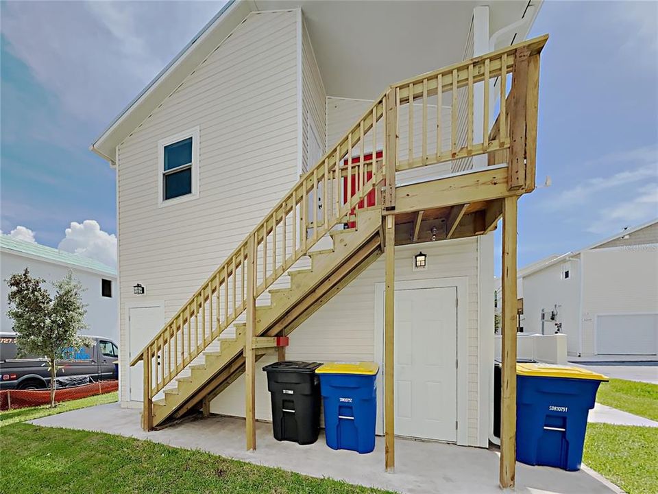 Active With Contract: $880,000 (7 beds, 0 baths, 3334 Square Feet)