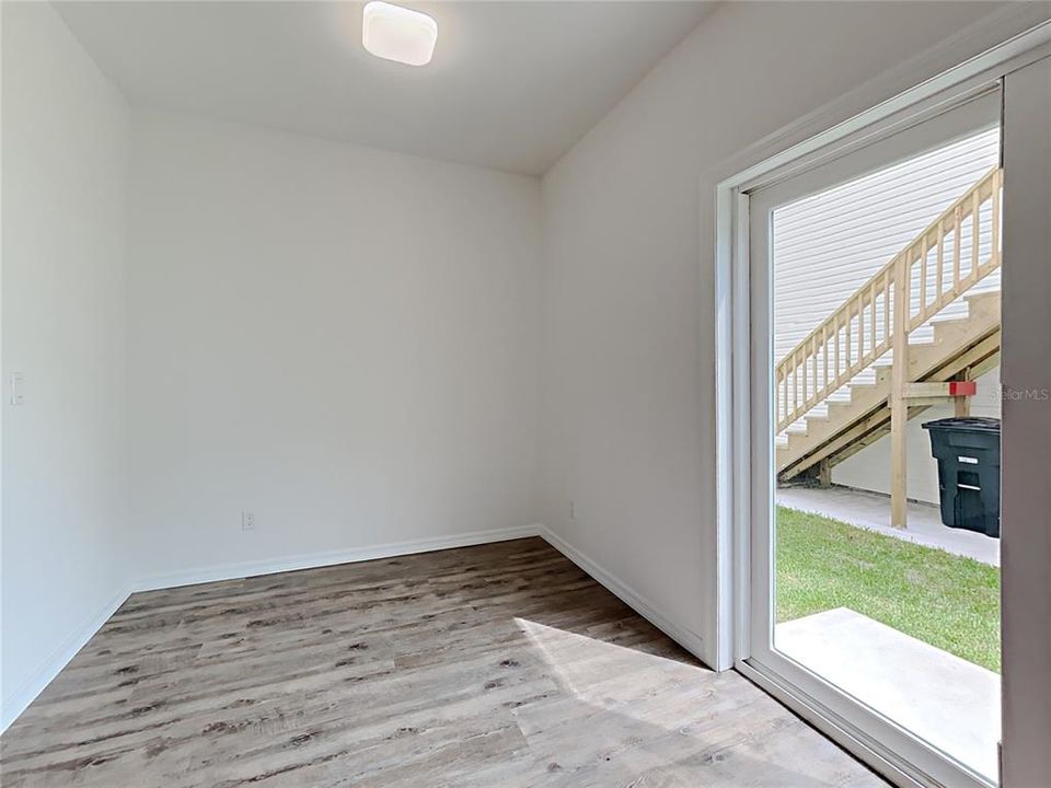 Active With Contract: $880,000 (7 beds, 0 baths, 3334 Square Feet)