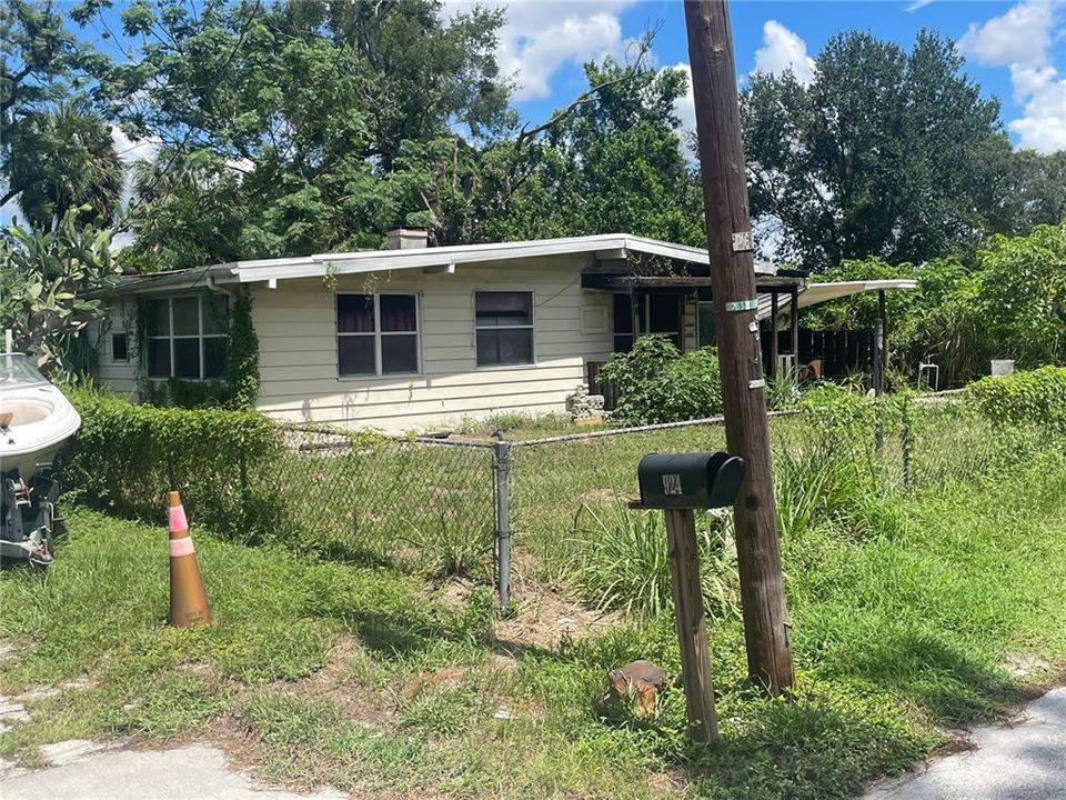 На продажу: $199,900 (2 спален, 2 ванн, 1505 Квадратных фут)