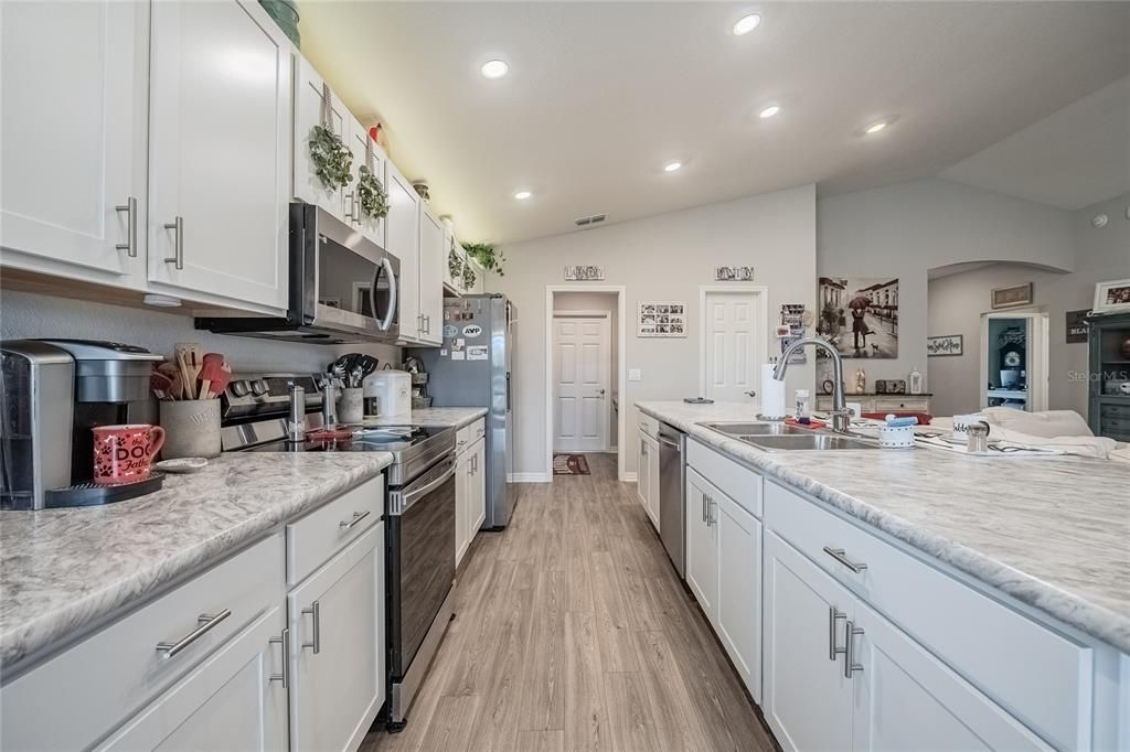 For Sale: $315,000 (4 beds, 2 baths, 1857 Square Feet)