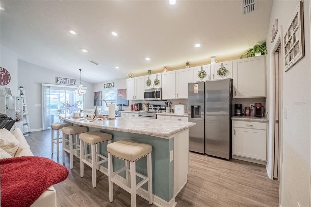 For Sale: $315,000 (4 beds, 2 baths, 1857 Square Feet)