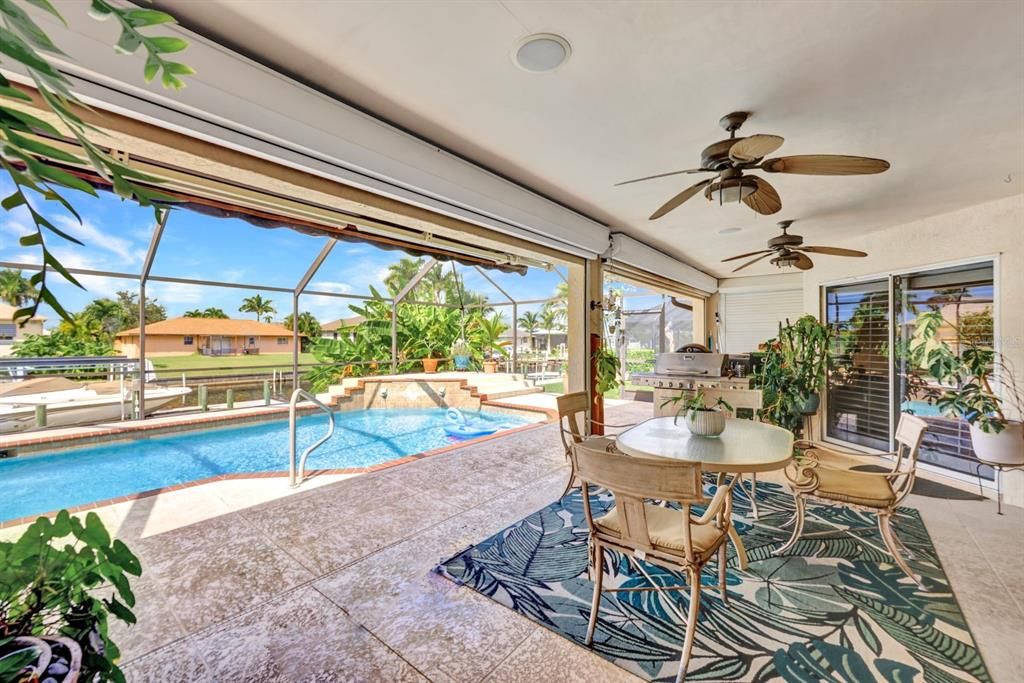 На продажу: $665,000 (3 спален, 2 ванн, 1952 Квадратных фут)