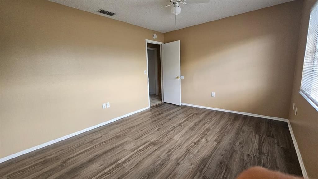 出租: $1,550 (3 贝兹, 2 浴室, 1368 平方英尺)