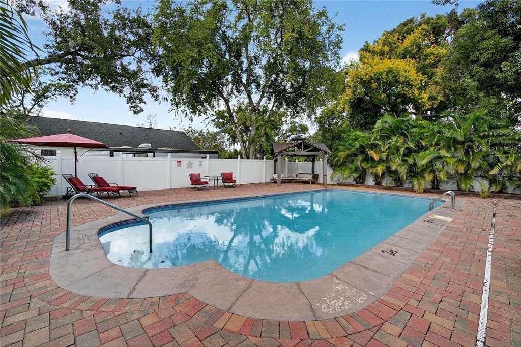 待售: $949,900 (7 贝兹, 8 浴室, 5006 平方英尺)