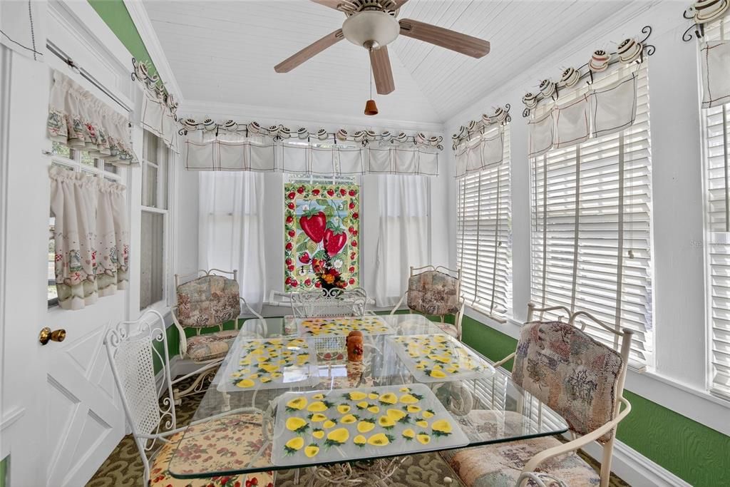 待售: $949,900 (7 贝兹, 8 浴室, 5006 平方英尺)