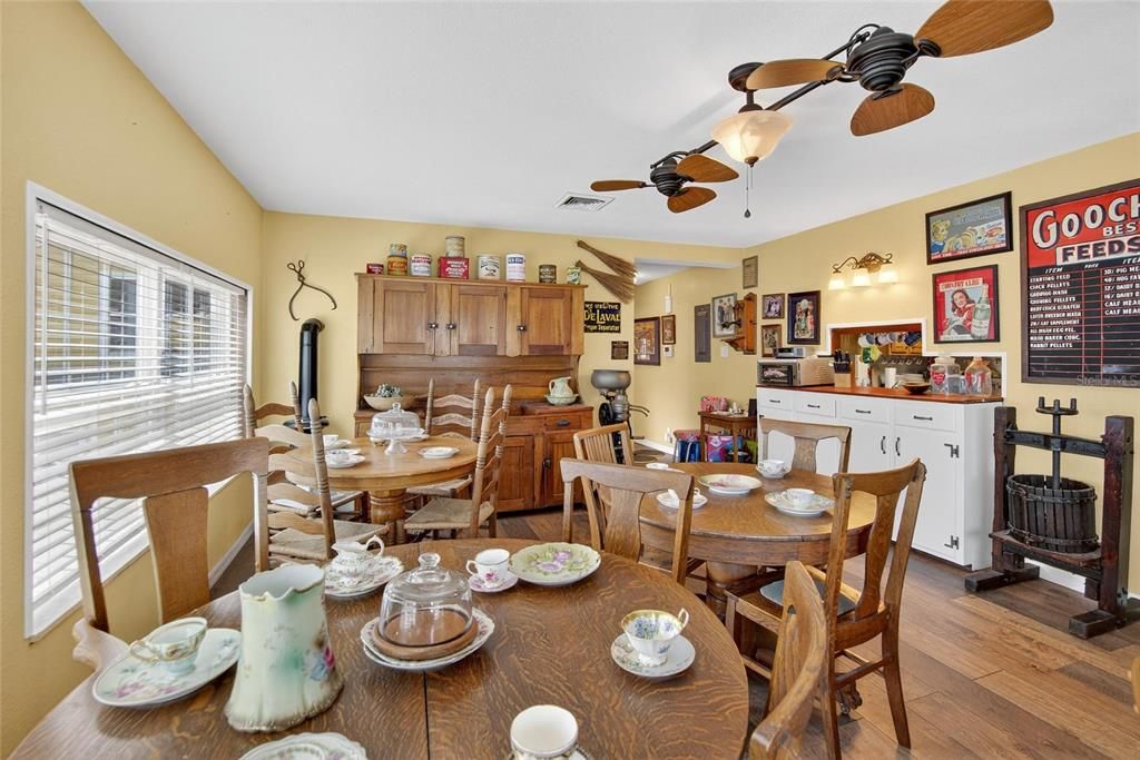 待售: $949,900 (7 贝兹, 8 浴室, 5006 平方英尺)